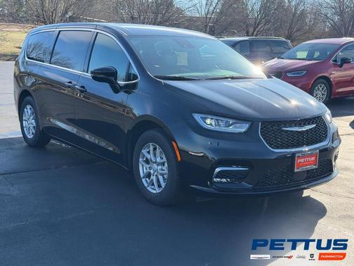 2026 Chrysler Pacifica Select FWD