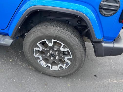 2024 Jeep Wrangler Sahara