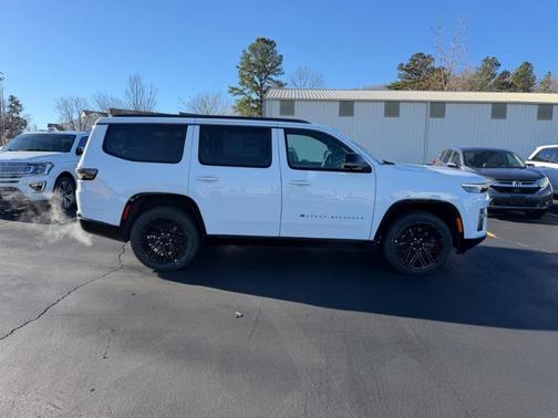 2026 Jeep Grand Wagoneer Limited Reserve