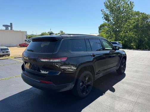 Diamond Black 2026 Jeep Grand Cherokee L Limited 4x4