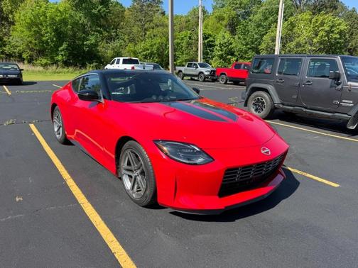2t Red Blk Roof 2025 Nissan Z Sport