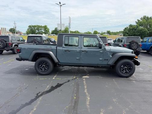 Anvil Clearcoat 2026 Jeep Gladiator Sport