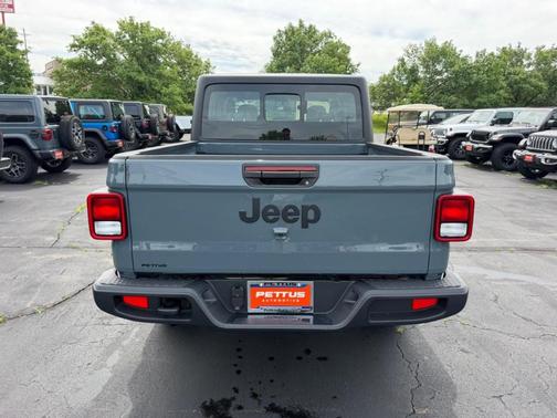 Anvil Clearcoat 2026 Jeep Gladiator Sport