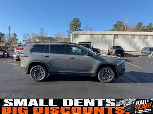 Sting Gray Clearcoat 2026 Jeep Cherokee LAREDO/LIMITED