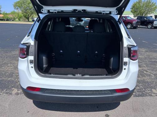 2025 Jeep Compass Sport