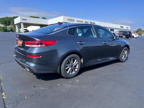 2020 Kia Optima LX