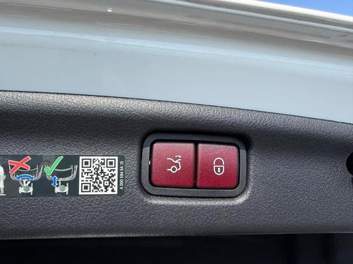 Polar White 2025 Mercedes-Benz C-Class C 300 4MATIC