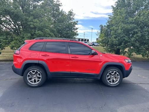 2021 Jeep Cherokee Trailhawk