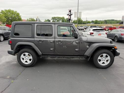 Granite Crystal Clearcoat Metallic 2022 Jeep Wrangler Unlimited Sport RHD
