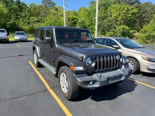 Granite Crystal Clearcoat Metallic 2022 Jeep Wrangler Unlimited Sport RHD