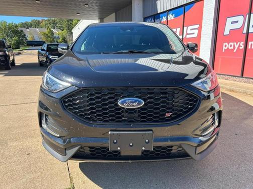 2023 Ford Edge ST