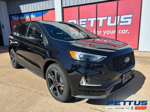 2023 Ford Edge ST