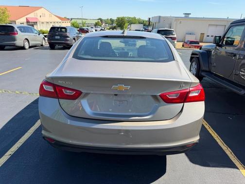 Mineral Gray Metallic 2023 Chevrolet Malibu LT