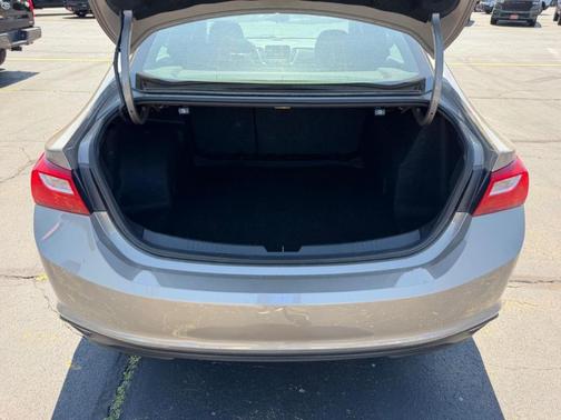 Mineral Gray Metallic 2023 Chevrolet Malibu LT