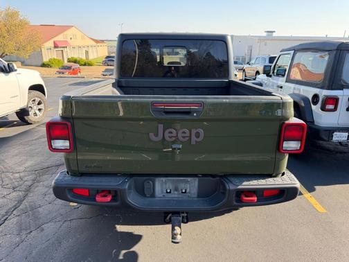 Sarge Green Clearcoat 2021 Jeep Gladiator Rubicon