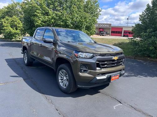 2024 Chevrolet Colorado LT