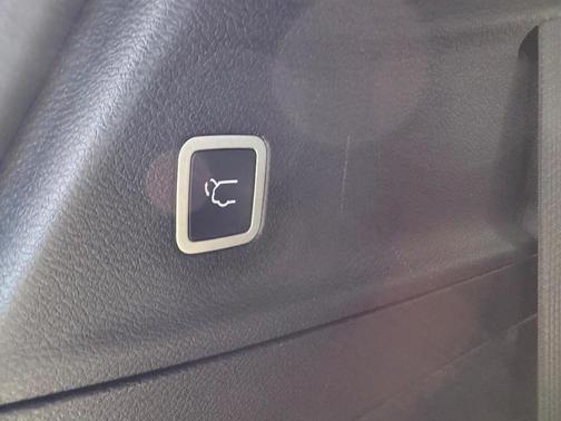 2026 Chrysler Pacifica Select FWD