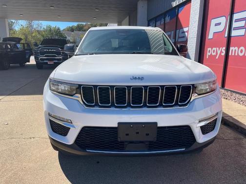 2024 Jeep Grand Cherokee 4xe Base