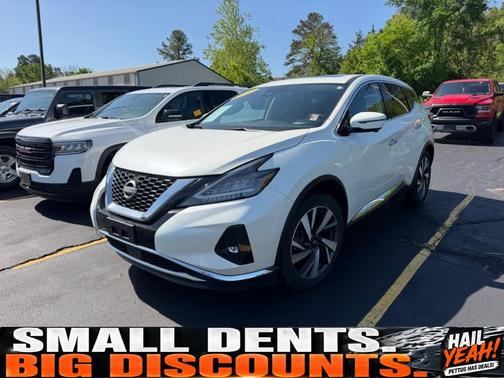 White 2023 Nissan Murano SL