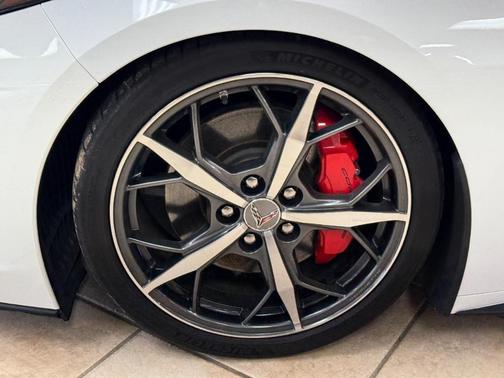 2020 Chevrolet Corvette Stingray w/3LT