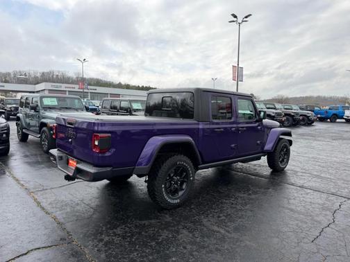 2026 Jeep Gladiator Sport