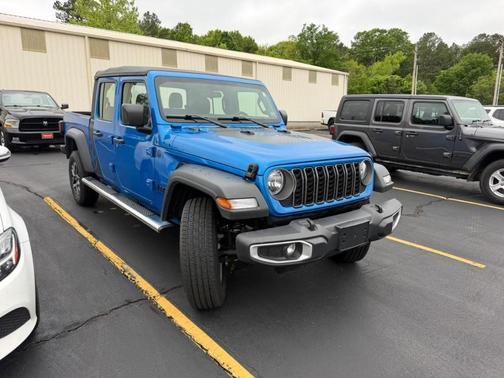 Hydro Blue Pearlcoat 2025 Jeep Gladiator Sport