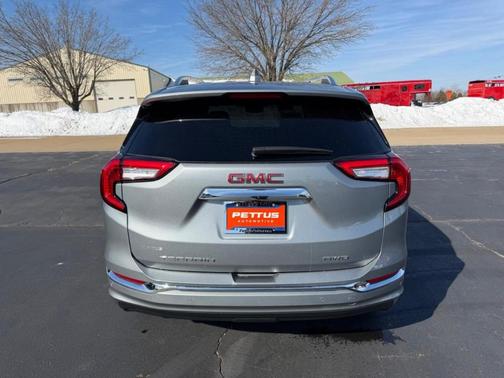 2024 GMC Terrain Denali