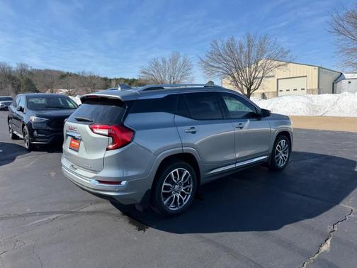 2024 GMC Terrain Denali
