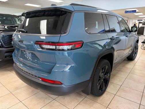 Steel Blue 2026 Jeep Grand Cherokee L Limited 4x4