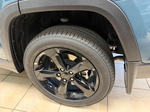 Steel Blue 2026 Jeep Grand Cherokee L Limited 4x4