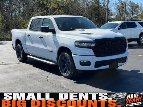 Bright White Clearcoat 2026 RAM 1500 Tradesman