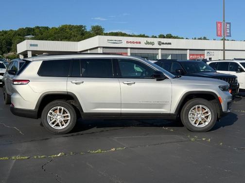 Silver Zynith 2025 Jeep Grand Cherokee L Laredo