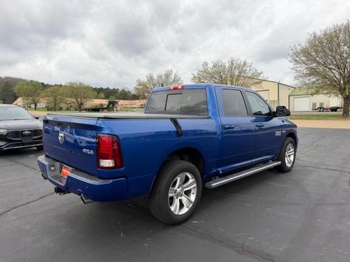 Blue Streak Pearlcoat 2018 RAM 1500 Sport