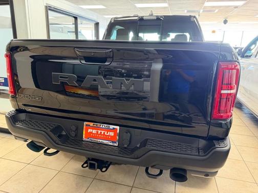 Diamond Black 2026 RAM 1500 RHO