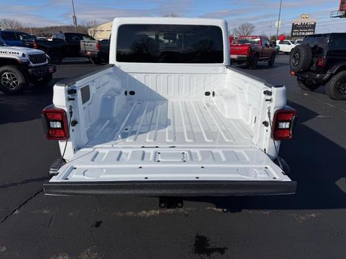 2026 Jeep Gladiator Mojave