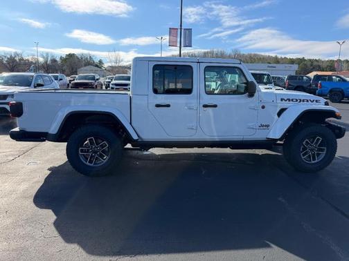 2026 Jeep Gladiator Mojave