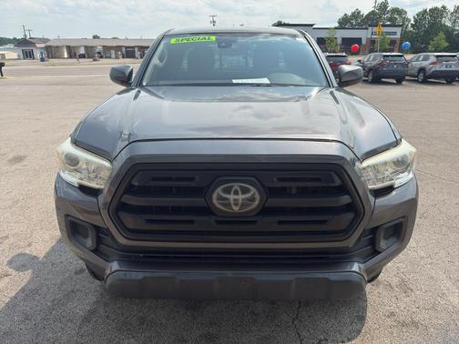 2018 Toyota Tacoma SR