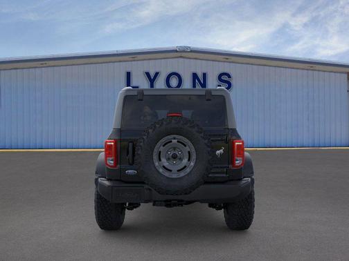 2025 Ford Bronco Base