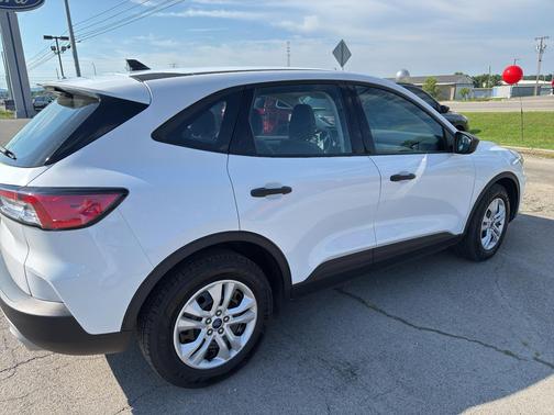 2022 Ford Escape S