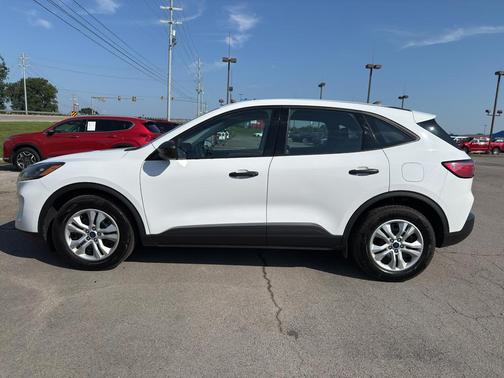 2022 Ford Escape S