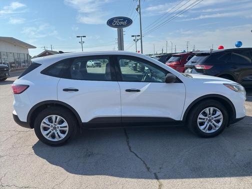 2022 Ford Escape S