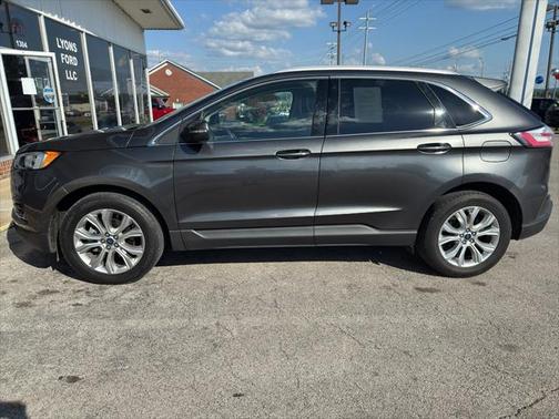 2020 Ford Edge Titanium