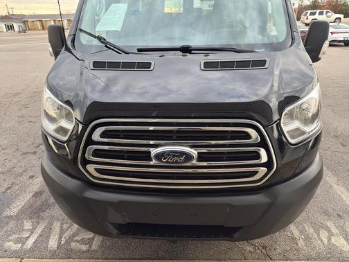 2017 Ford Transit-350 XLT