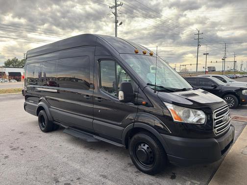 2017 Ford Transit-350 XLT