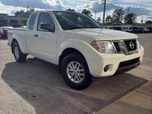 2017 Nissan Frontier SV