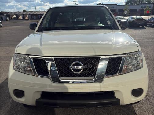 2017 Nissan Frontier SV