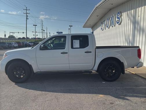 2021 Nissan Frontier SV