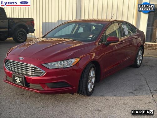 2017 Ford Fusion SE