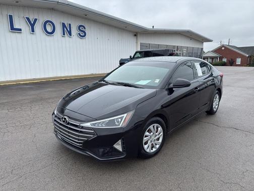 2019 Hyundai ELANTRA SE