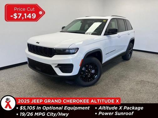 2025 Jeep Grand Cherokee Laredo